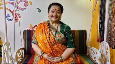 Apara Mehta Says She’s Modern in Real Life, Plays Traditional Bua in Beendani.