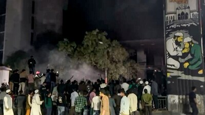 People gather to protest after the death of Sharif Osman Hadi, in Dhaka, Bangladesh. (Image: PTI)