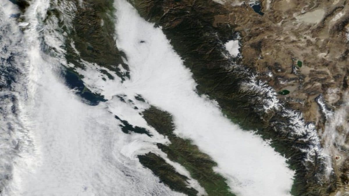 400-Mile ‘Mysterious’ Fog Grips California’s Central Valley, Experts Clarify