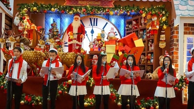Christmas carols are sung to celebrate the birth of Jesus. (Image: Shutterstock)