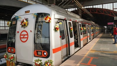 Delhi Metro's first train TS#01 (Image: DMRC)