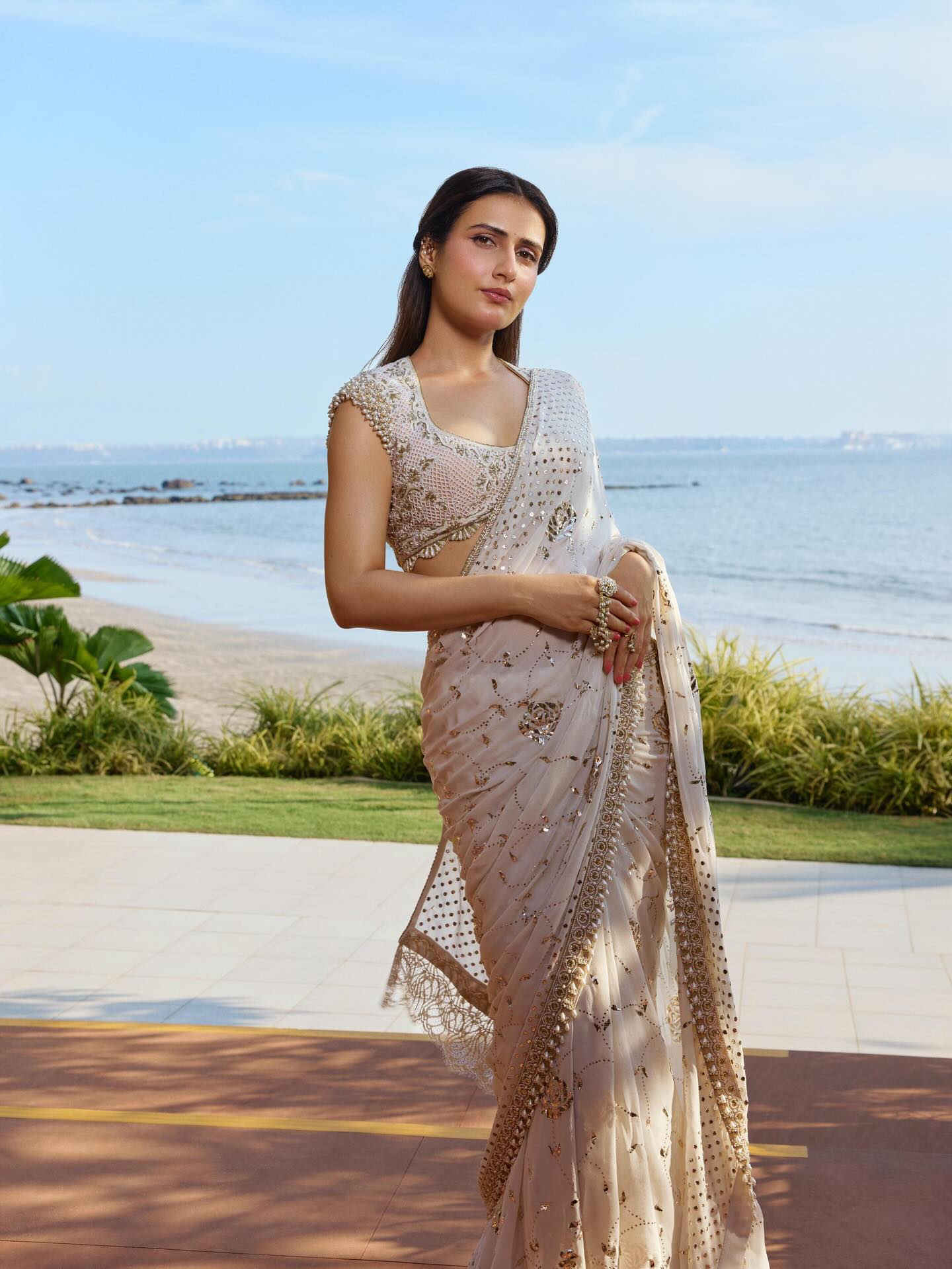 Fatima Sana Shaikh’s Saree Blouse Designs Inspire Modern Ethnic Fashion