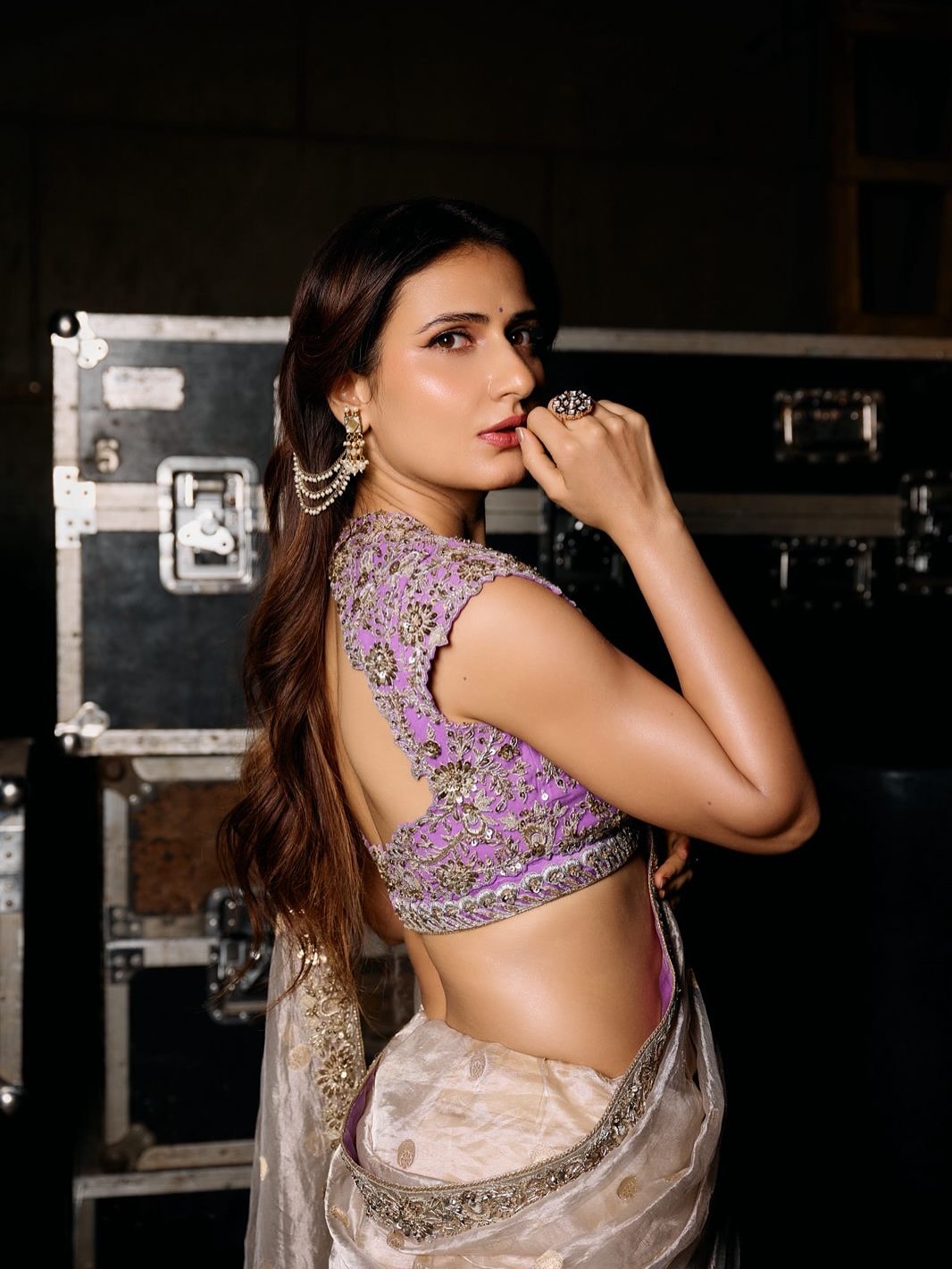 Fatima Sana Shaikh’s Saree Blouse Designs Inspire Modern Ethnic Fashion