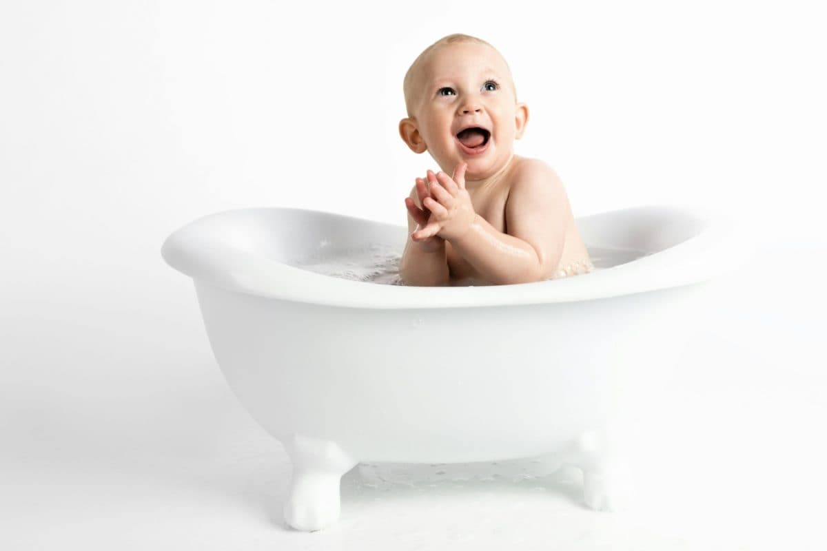 Ultimate Winter Bath & Skincare Guide For Babies: How To Prevent Rashes, Dry Patches