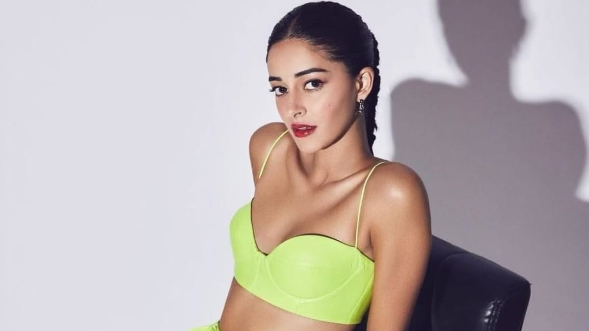 Ananya Panday Starts 2026 With New Book