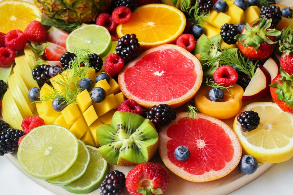 Include These 8 Winter Fruits To Your Diet