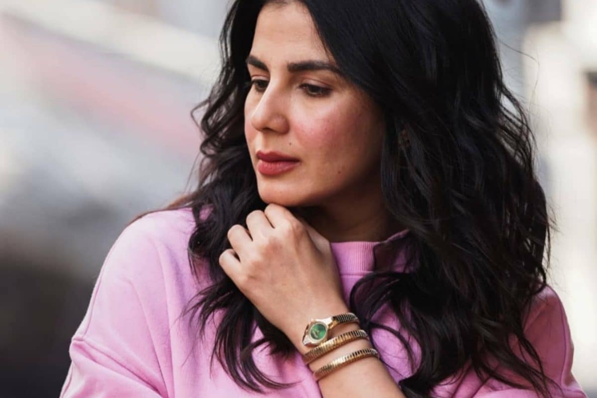 Celebrate The Festive Season With These 5 Elegant Timepieces For That Special Someone