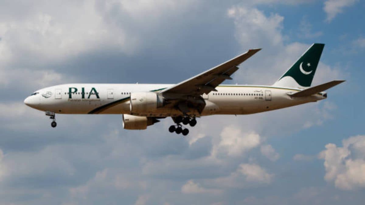 Pakistan To Sell PIA Under IMF Pressure; Army-Linked Fauji Foundation Among Bidders