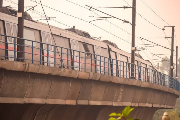 The interchange stations are Azadpur, Netaji Subhas Place, Punjabi Bagh West, Rajouri Garden, Dilli Haat-INA, Lajpat Nagar, Mayur Vihar I, Anand Vihar ISBT, Karkardooma, Welcome, Maujpur and Majlis Park.