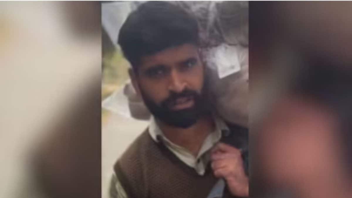 Bajrang Dal Leader Booked For Assaulting Kashmiri Shawl Vendor In Uttarakhand