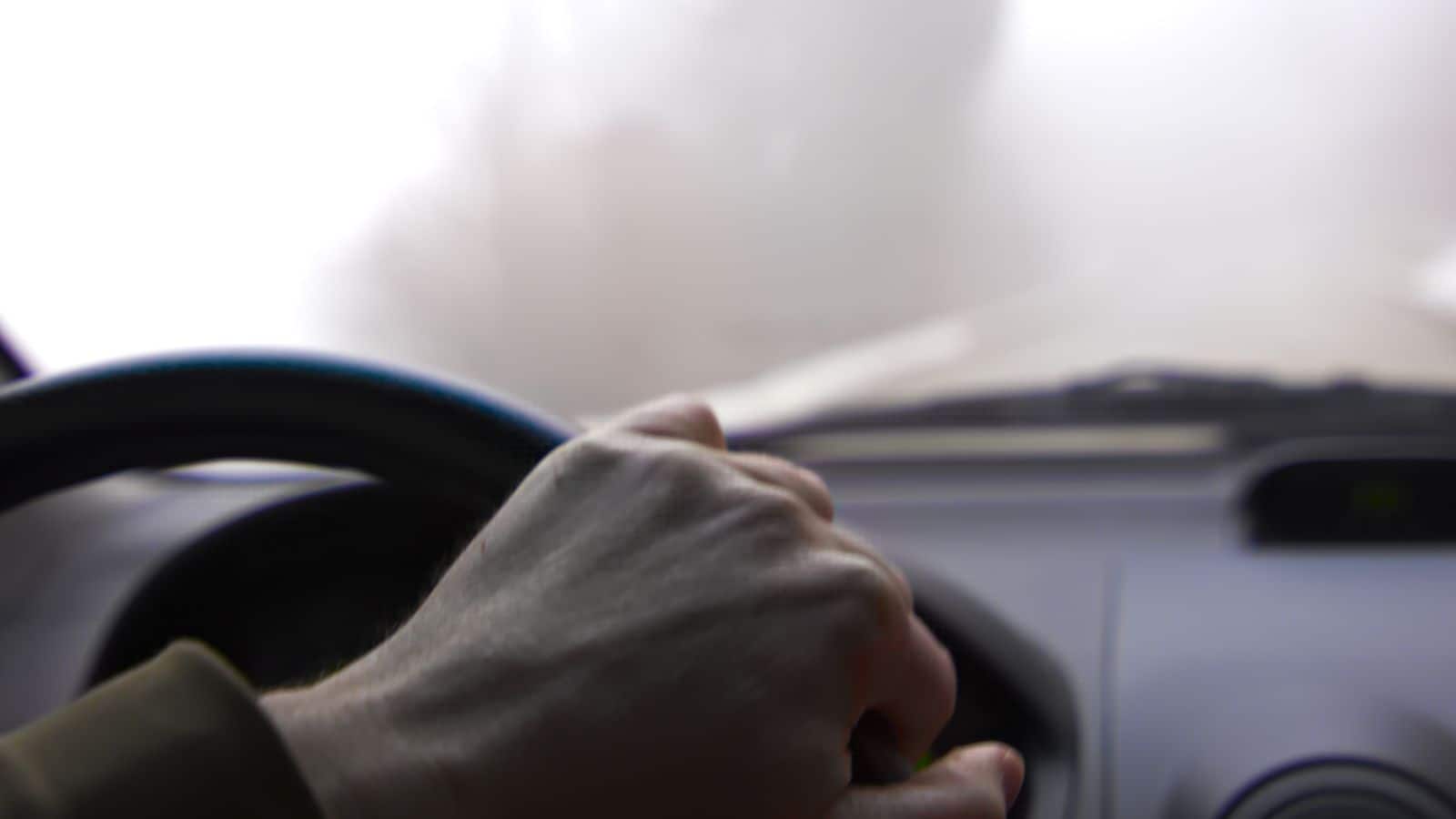 Driving Through Delhi’s Fog? Dos And Don’ts For Safe Travel