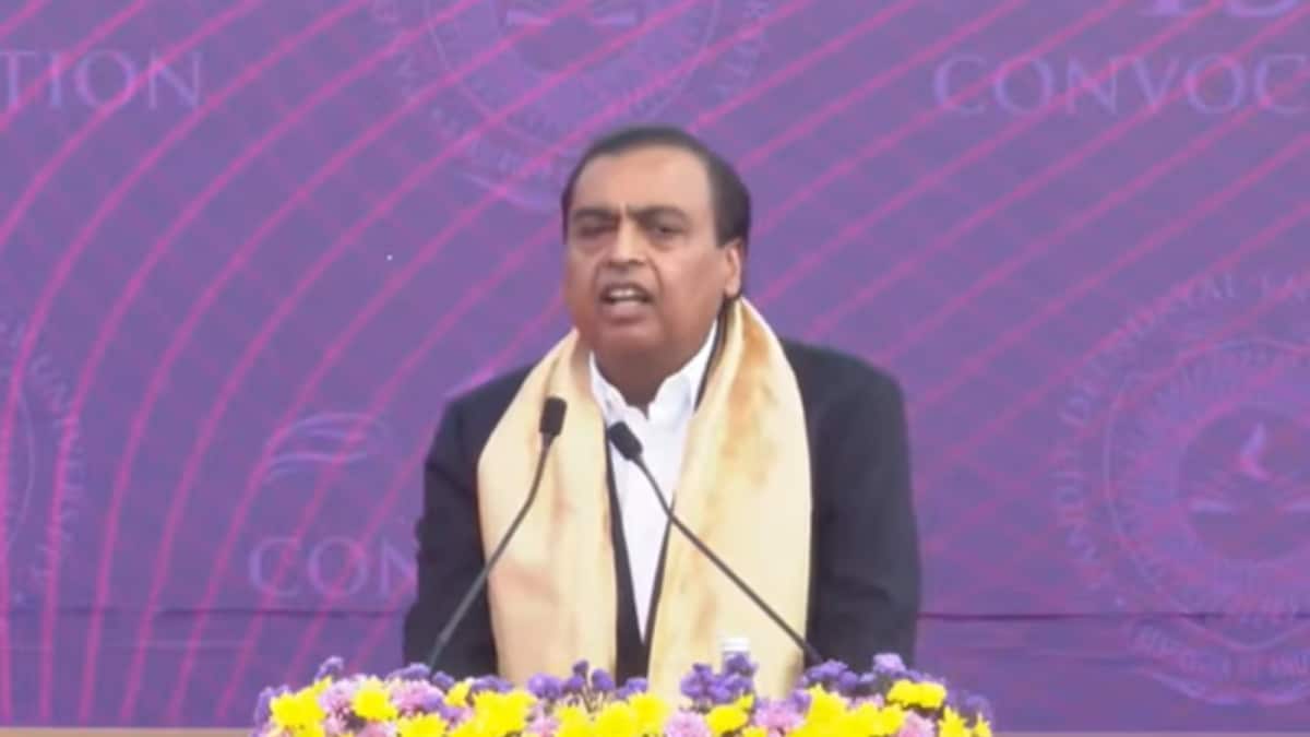'Torchbearers Of India's Aspirations': Mukesh Ambani Tells University Students To Drive The Future