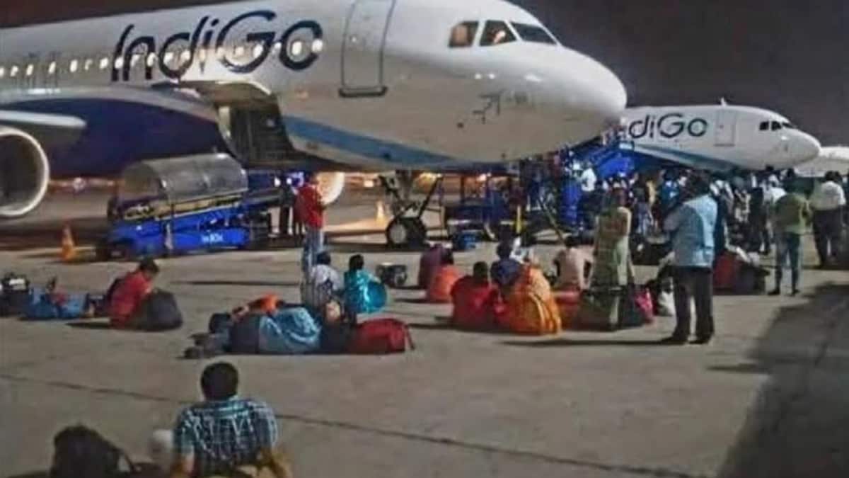 ‘Pathetic’: DGCA Issues Show-Cause Notice To IndiGo As Centre Orders Fortnightly Review