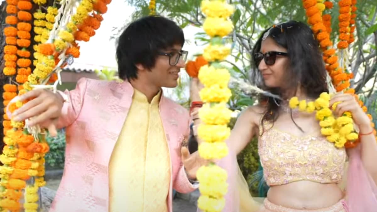 YouTuber Sourav Joshi Dances With Bride Avantika At Haldi Ceremony | Photos & Video Out