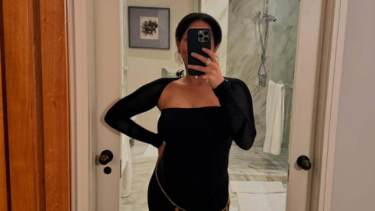 Once Struggled To Pay Her Cook, This Designer Is Now Featured In Netflix, Owning Brand Worth Crores Once Struggled To Pay Her Cook, This Designer Is Now Featured In Netflix, Owning Brand Worth Crores