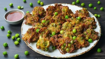 Indian kitchens also hate wasting food and that is where pea pod fritters come in. 
