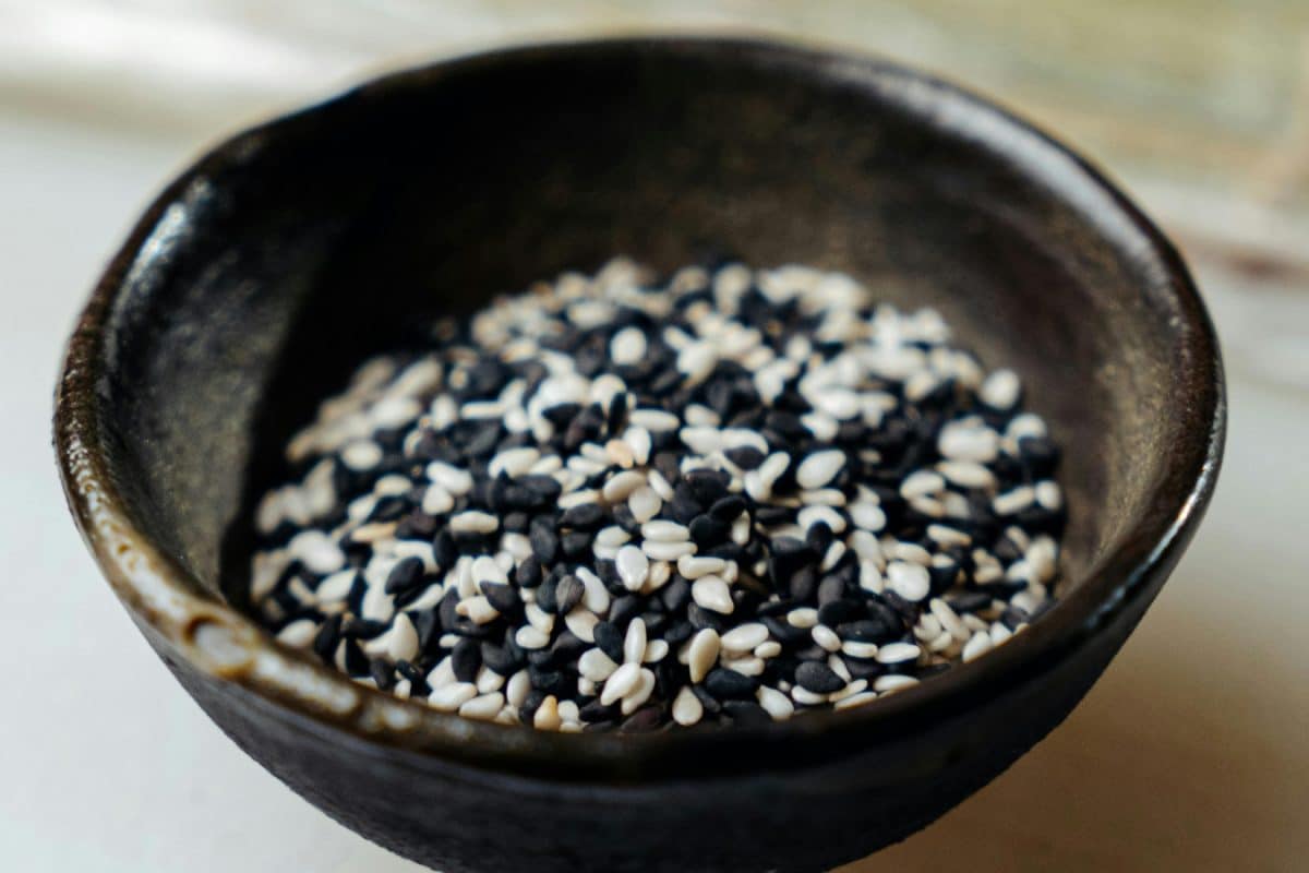 A Simple Recipe To Prepare South Korea Black Sesame Latte: Health Benefits