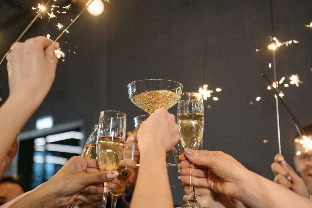 Toast To Christmas And Get Into The Festive Spirit: A Guide To The Best Host Gifts