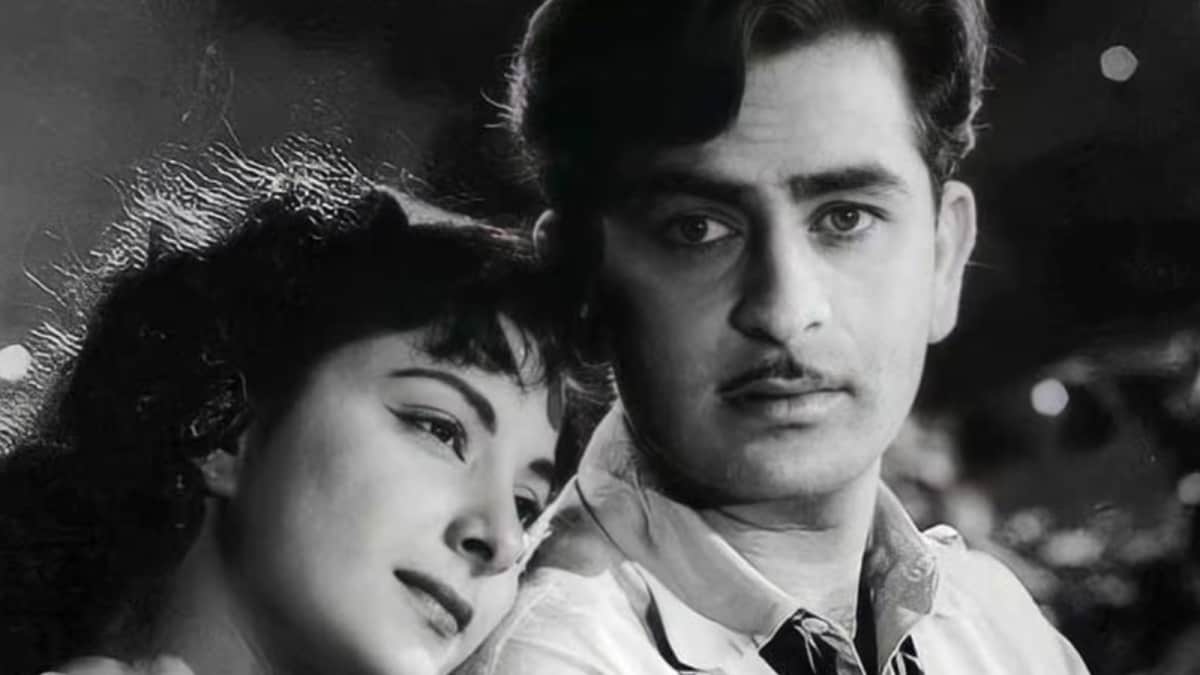 When Nargis Felt ‘Nervous’ About Attending Rishi Kapoor’s Wedding