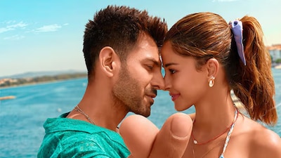 Tu Meri Main Tera Main Tera Tu Meri released on Christmas. (Photo Credit: X)