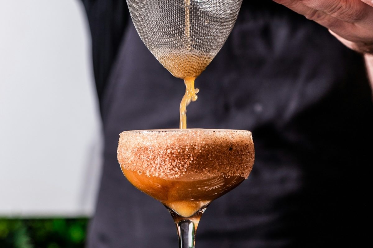 Skip The Alcohol This Christmas Party, Try These 2 Mocktail Recipes Instead