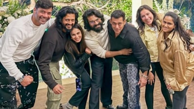 Riteish said that the photo had all his favorites. 