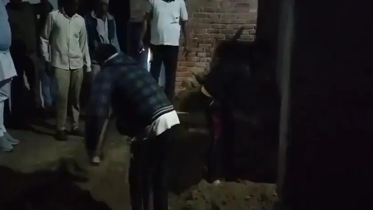 UP Horror: Man Kills Wife, Two Daughters For Not Wearing Burqa; Buries Bodies At Home