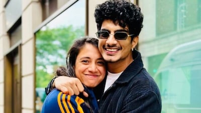 Palash Muchhal (right) with Smriti Mandhana. (X)