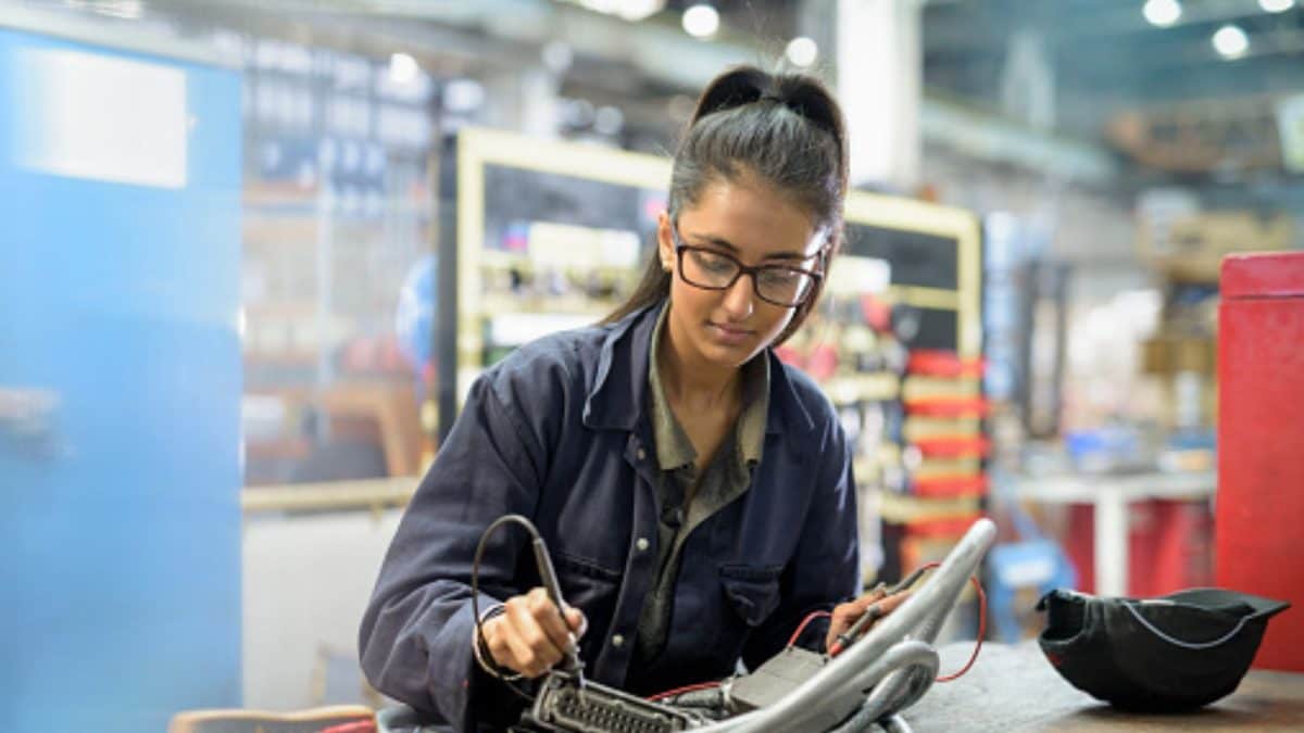 Teenager Till 32? What New Brain Research Means For How India Defines Adulthood