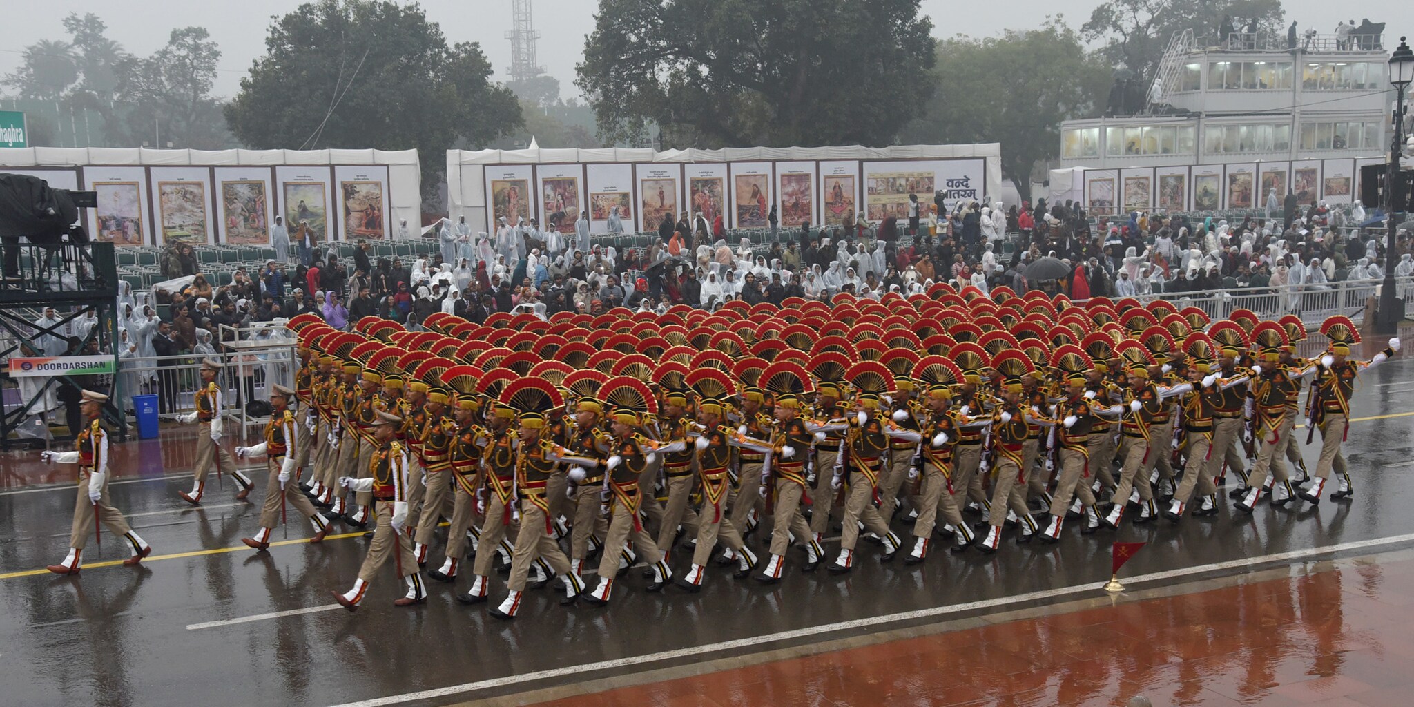 परेड में सैन्य टुकड़ियां, सांस्कृतिक प्रदर्शन और भारत की तकनीकी उपलब्धियों का प्रदर्शन भी शामिल होगा।