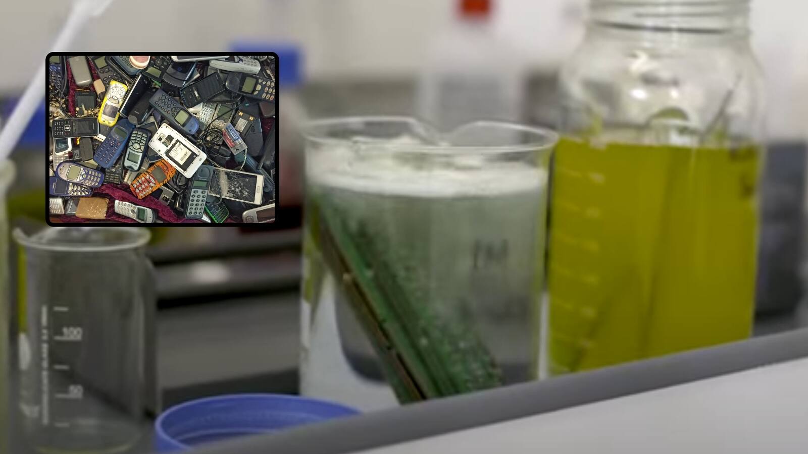 How to extract gold from old mobiles and remotes The work can be done sitting at home