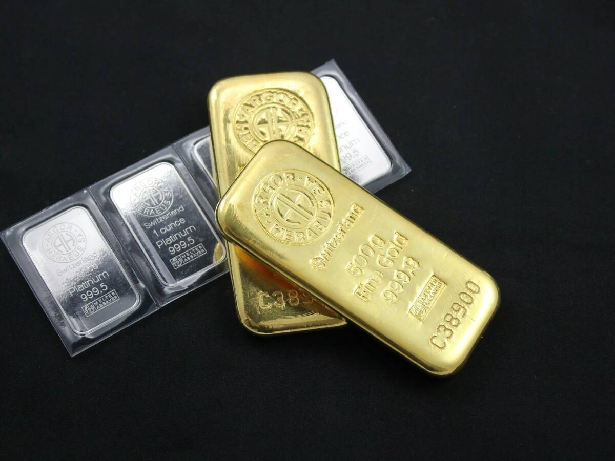 Gold silver broke records again today