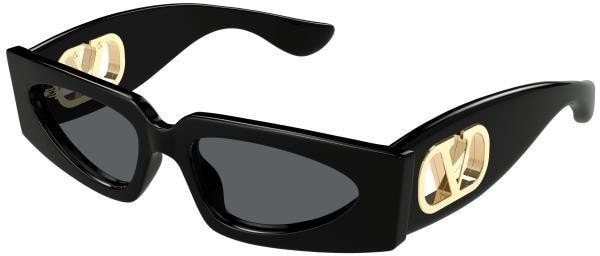 Statement Accessories For The Season Ahead