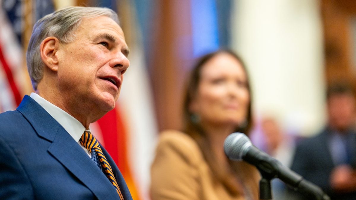 Texas Governor Freezes H-1B Hiring For State Agencies, Public Universities