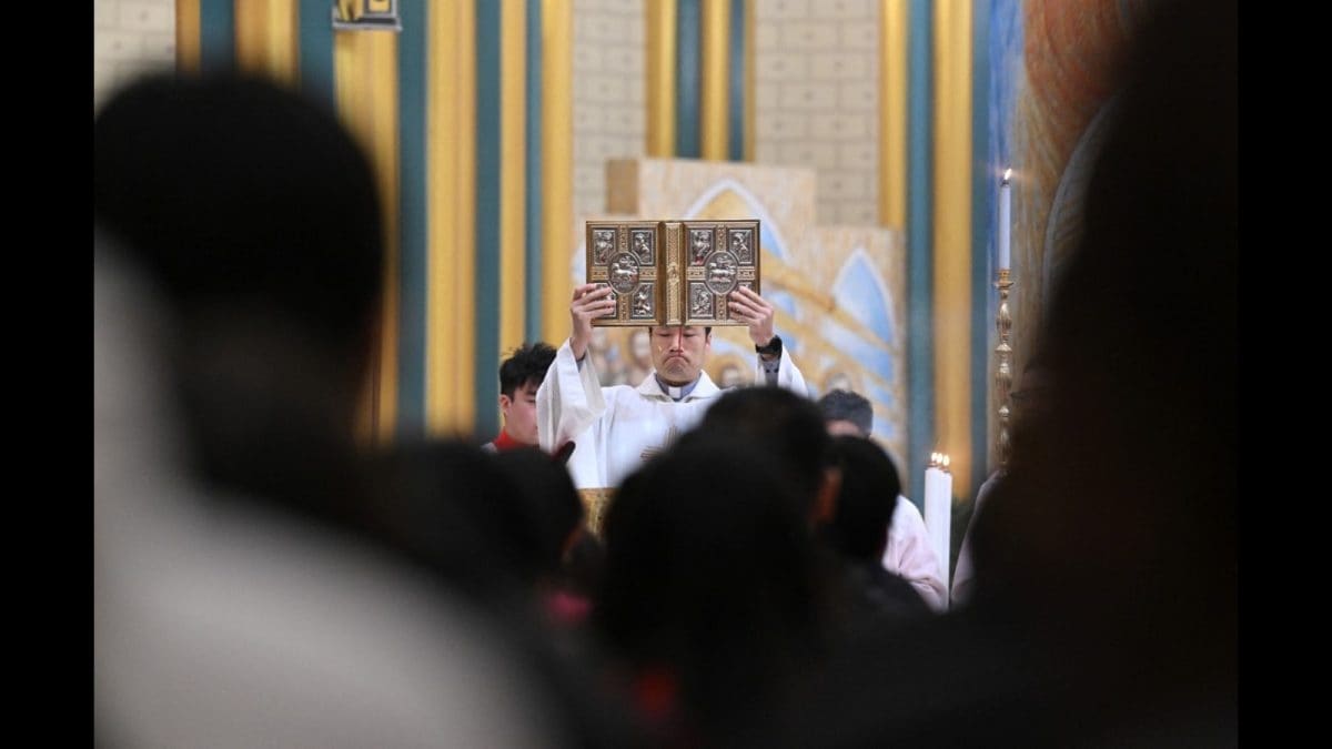 China Has Detained 8 Members Of An Underground Church, Here's Why