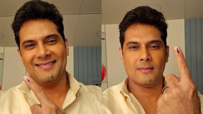 Amar Upadhyay Shows Inked Finger After Casting Vote At BMC Elections 2026 | Pics