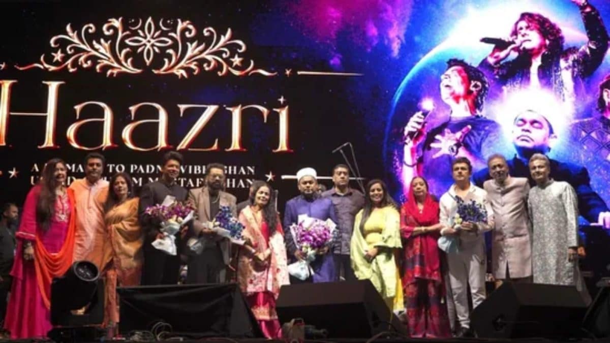 AR Rahman Honors Ustad Ghulam Mustafa Khan