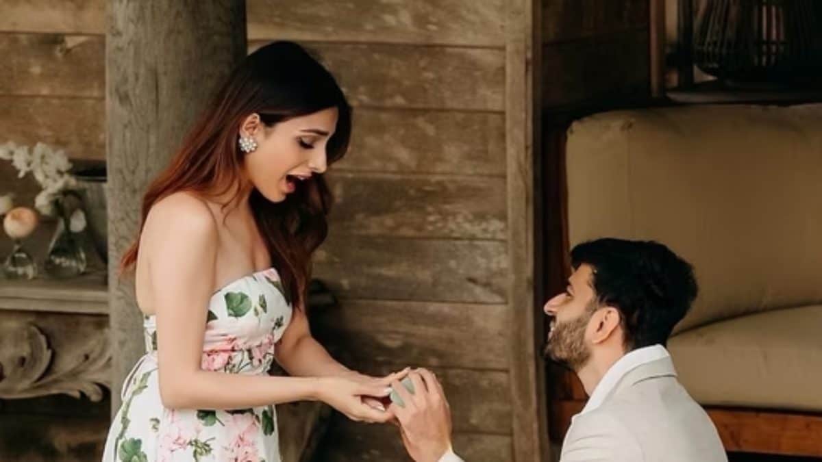 Prakriti Kakar, Vinay Anand Set For Royal Wedding At Rajasthan’s Fort Barwara | Details Inside | Bollywood News Prakriti Kakar, Vinay Anand Set For Royal Wedding At Rajasthan’s Fort Barwara | Details Inside | Bollywood News