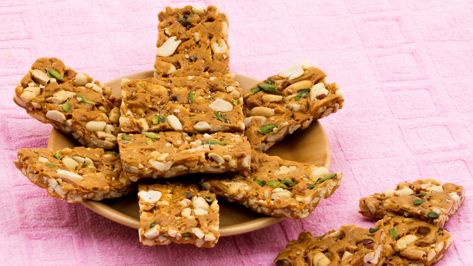 Makar Sankranti 2026: Delicious Bites To Enjoy Between Kite Flights