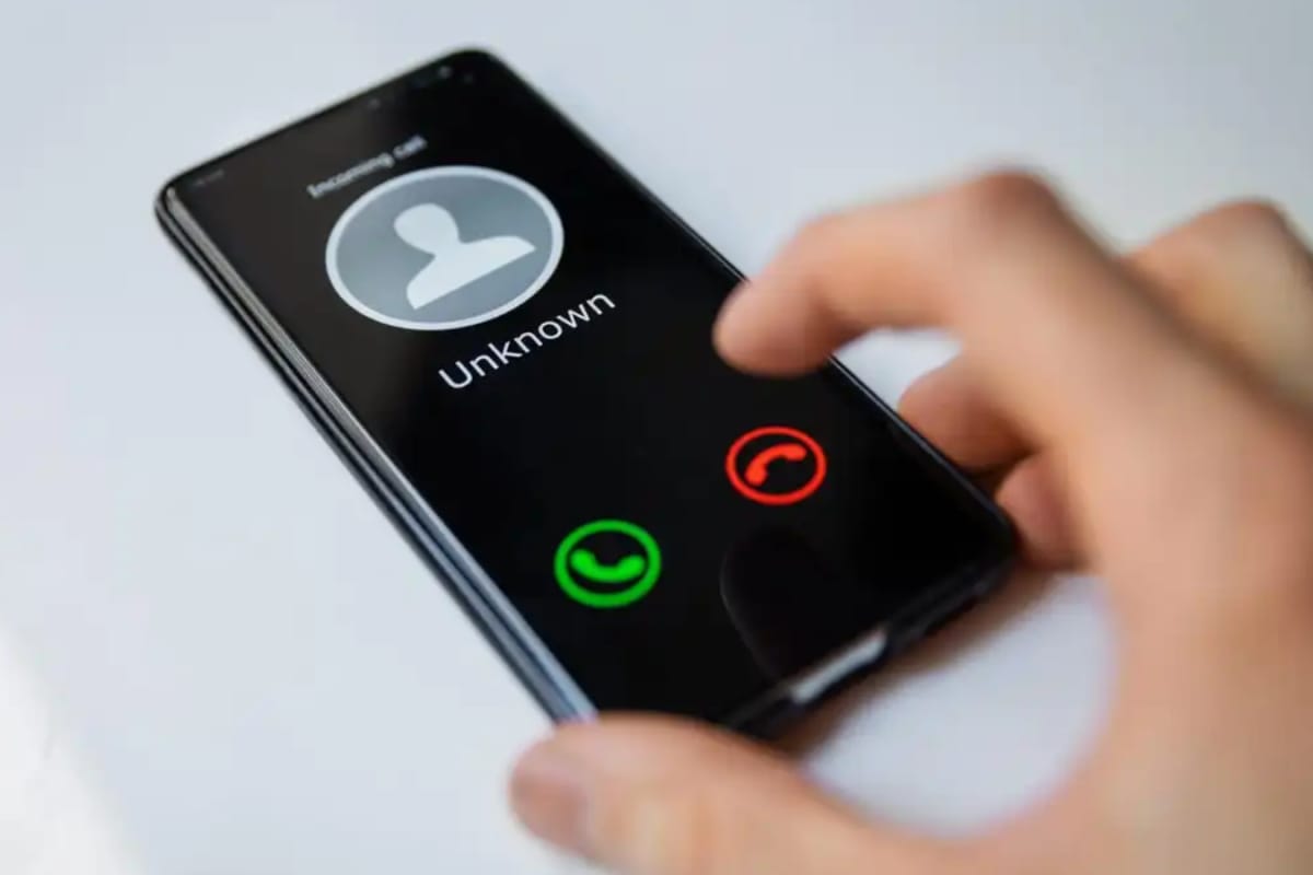 Insurance Companies Told To Use 1600-Series Numbers For Customer Calls By Feb 15