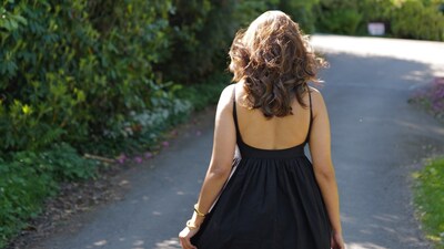 She studied Mass Media at KC College. 