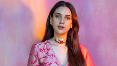 Aditi Rao Hydari talks about paid negativity.