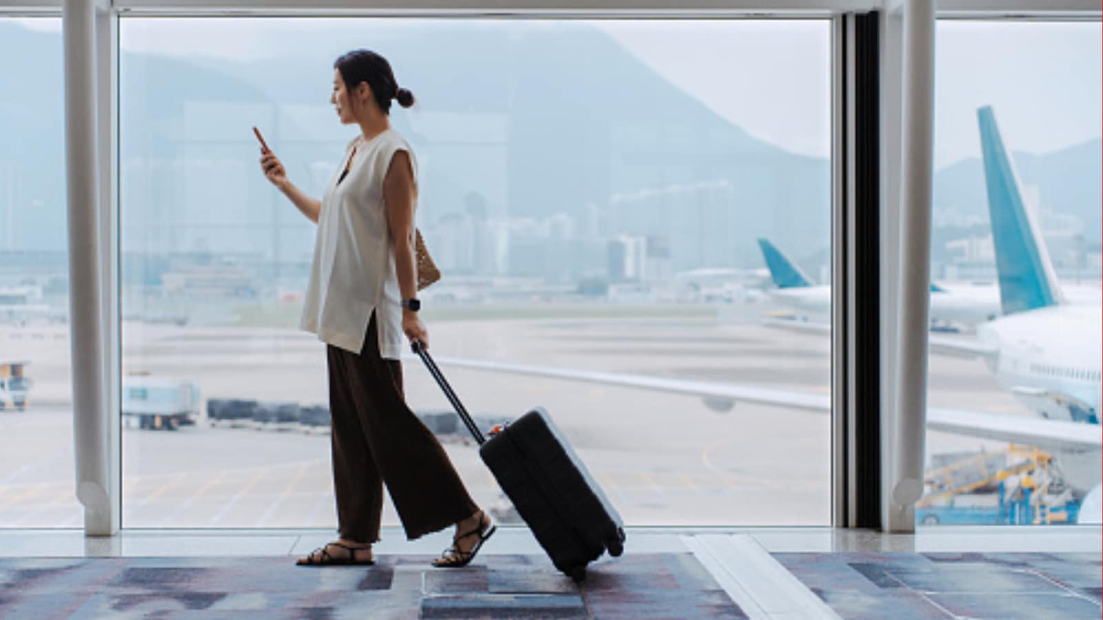 Can You Really Cancel Flights For Free Now? Here Are DGCA’s New Guidelines You Should Know