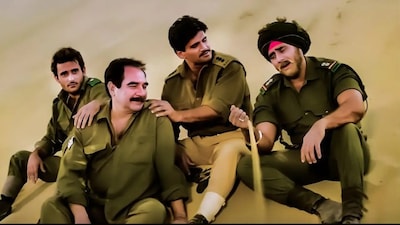 Did you know? Anu Malik initially didn’t like Javed Akhtar’s lyrics for Sandese Aate Hain.