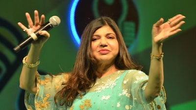  Alka Yagnik awarded the Padma Bhushan.