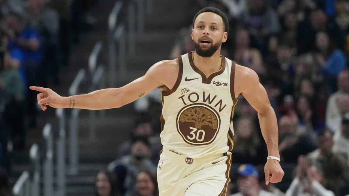 Curry Makes It 12! GSW Star Shatters Records; Joins MJ, Magic In Elite List