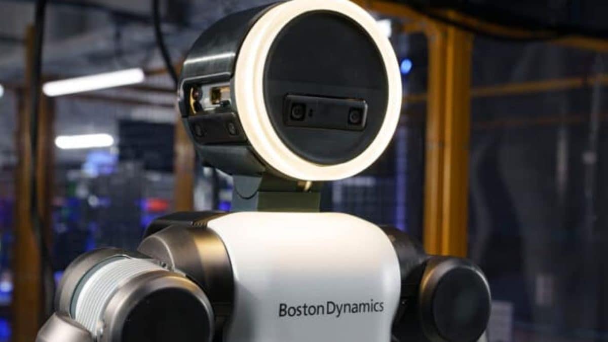 Google’s DeepMind And Boston Dynamics Team Up For AI-Powered Humanoid Robots