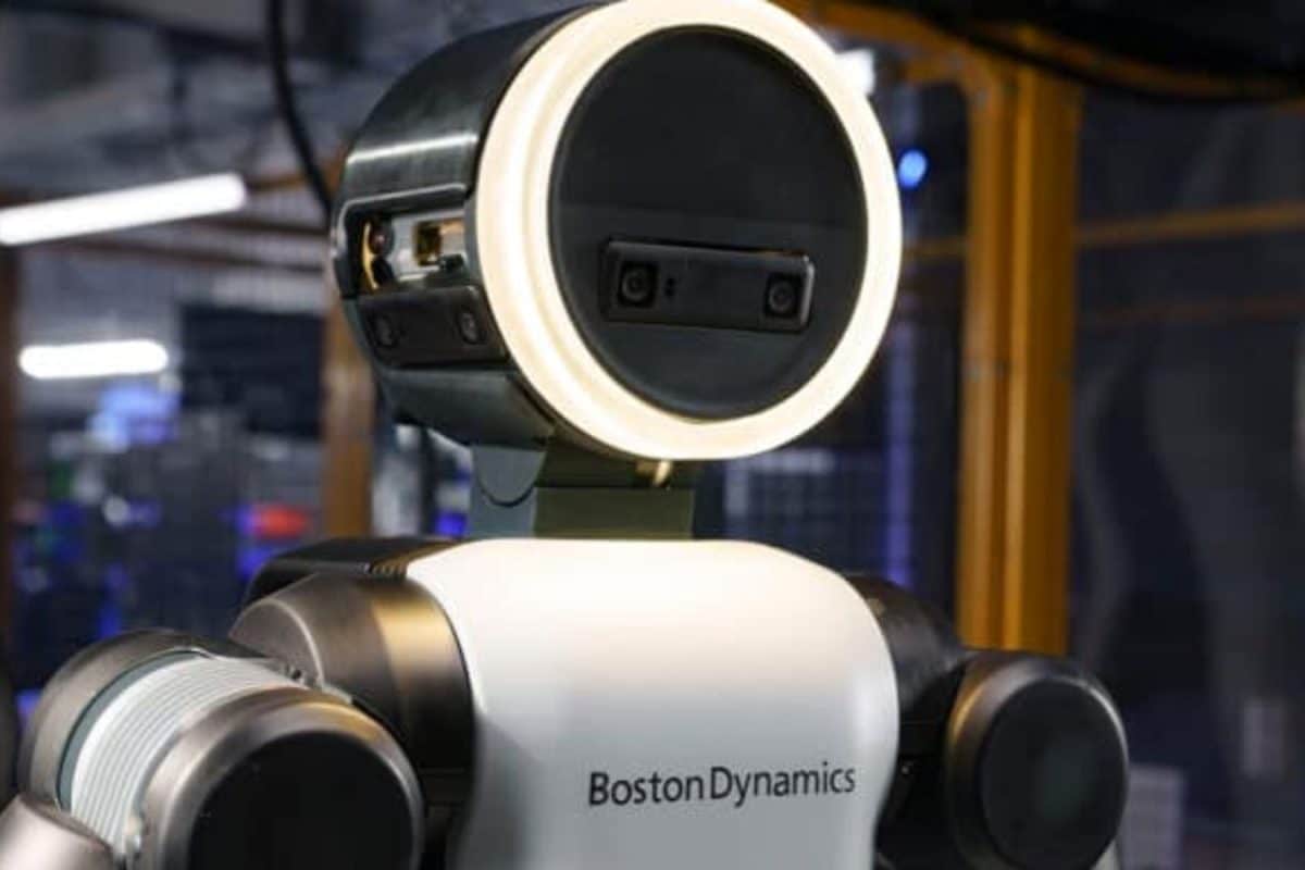 Google’s DeepMind And Boston Dynamics Team Up For AI-Powered Humanoid Robots