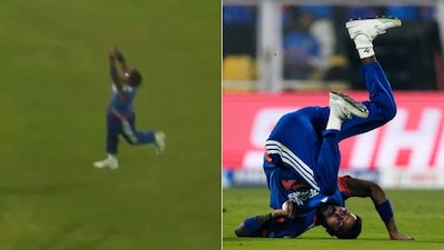 Hardik Pandya's catch stuns Devon Conway