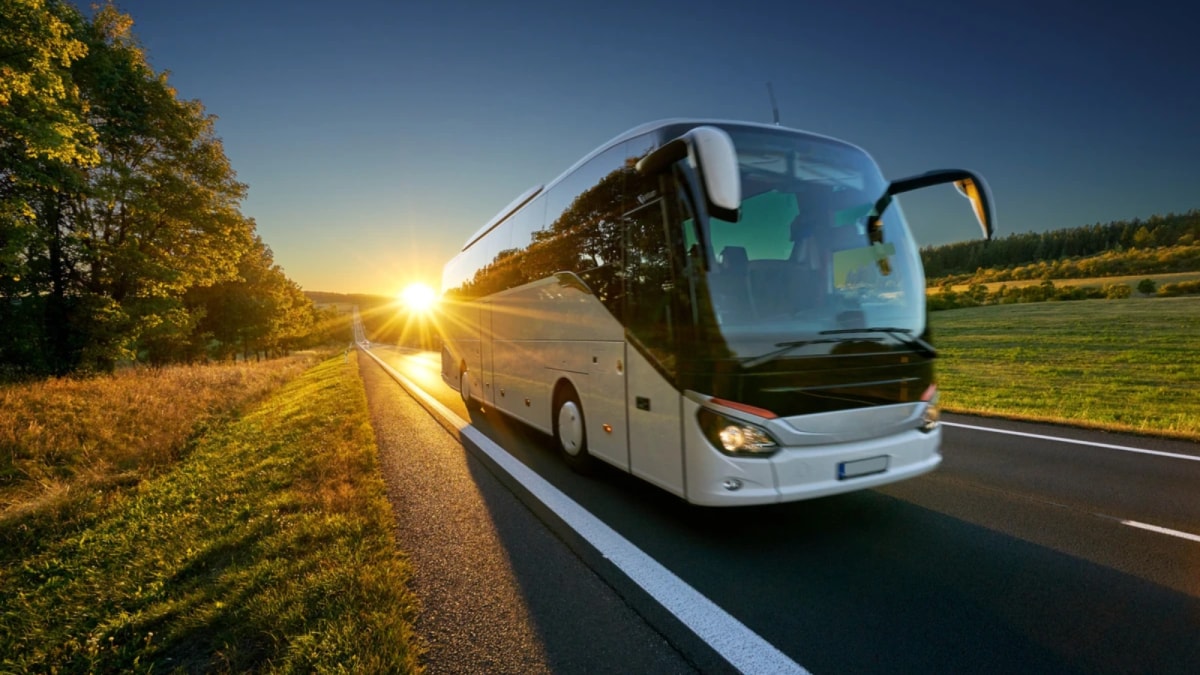 Long Weekend 2026 Travel Forecast: Top 5 Bus Routes And Most Popular Holiday Destinations